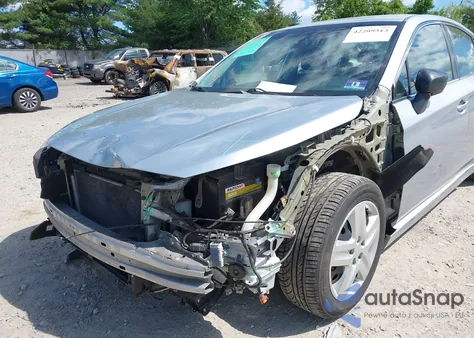 2016 Subaru Legacy 2.5I из США, поврежденный, VIN 4S3BNAA65G3021065